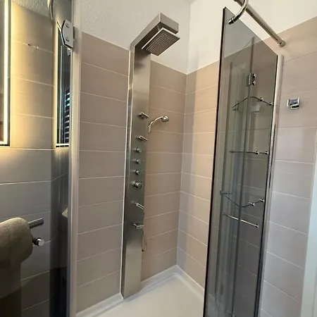 1 דירה באד ננדורף